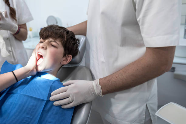 Best Emergency Root Canal Treatment in Topeka, IN