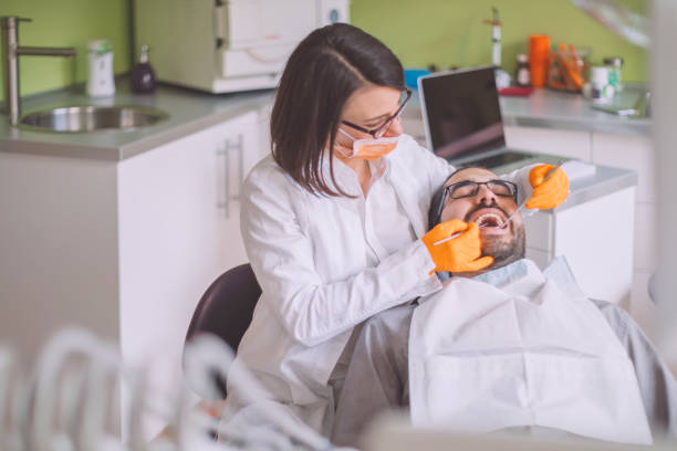 Best Emergency Dental Extractions in Topeka, IN