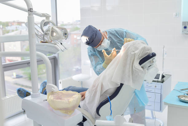 Best Emergency Dentist for Knocked-Out Tooth in Topeka, IN
